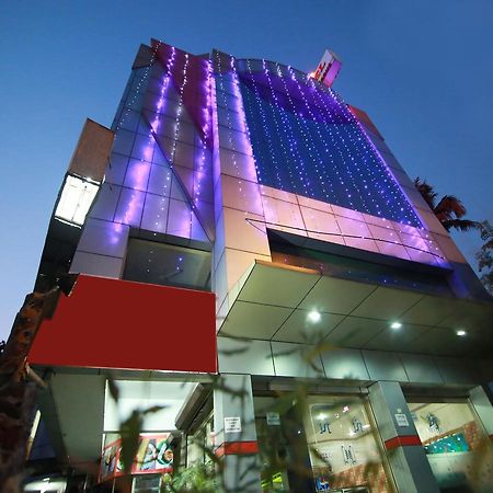 Oyo 4824 Hotel Star Kochi Dış mekan fotoğraf