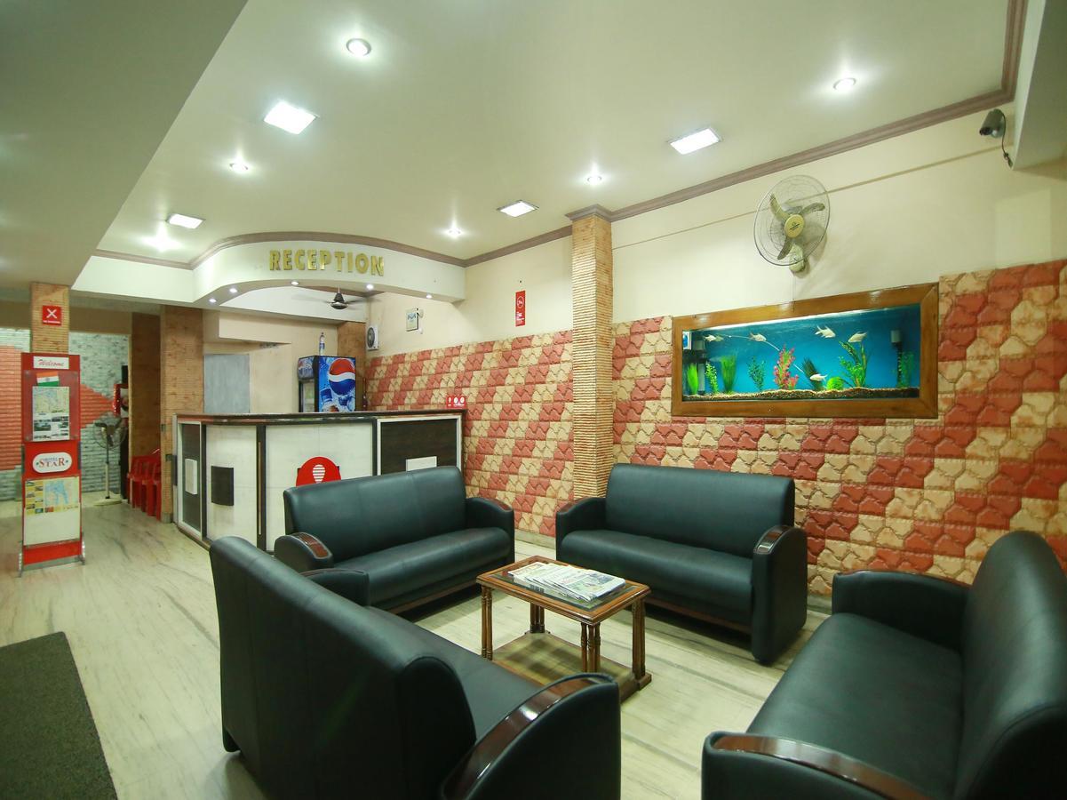 Oyo 4824 Hotel Star Kochi Dış mekan fotoğraf